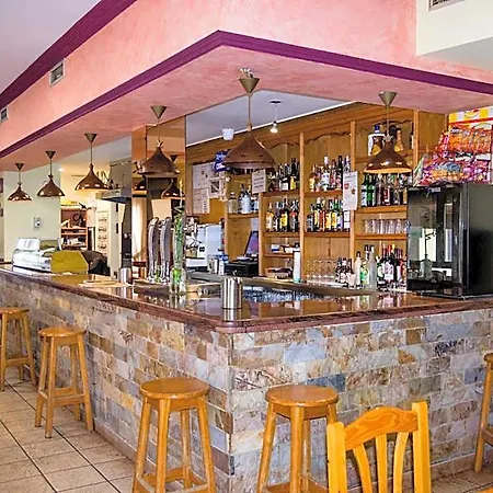 El Roble Restaurante Hotel Tabara