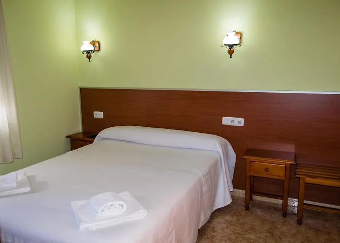 El Roble Restaurante 2* Tabara