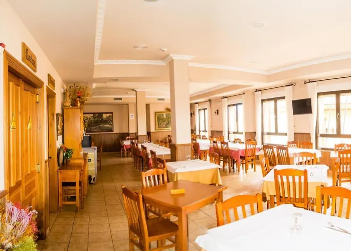 El Roble Restaurante 2* Tabara