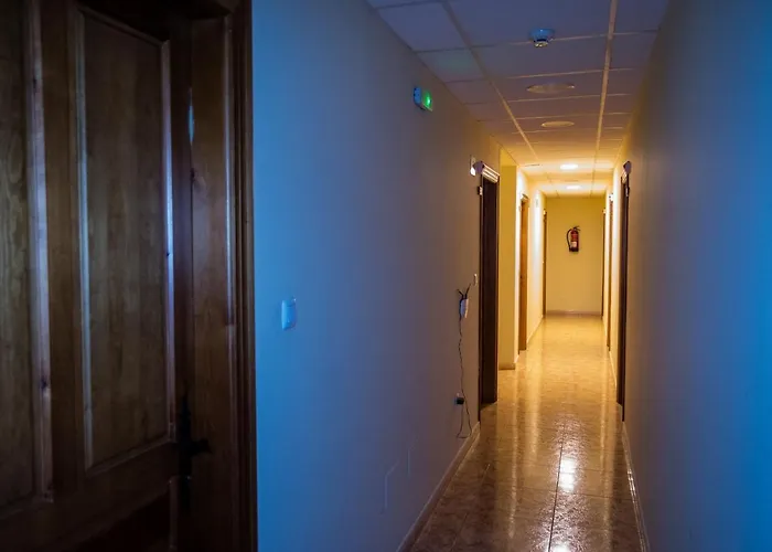 El Roble Restaurante 酒店 2*