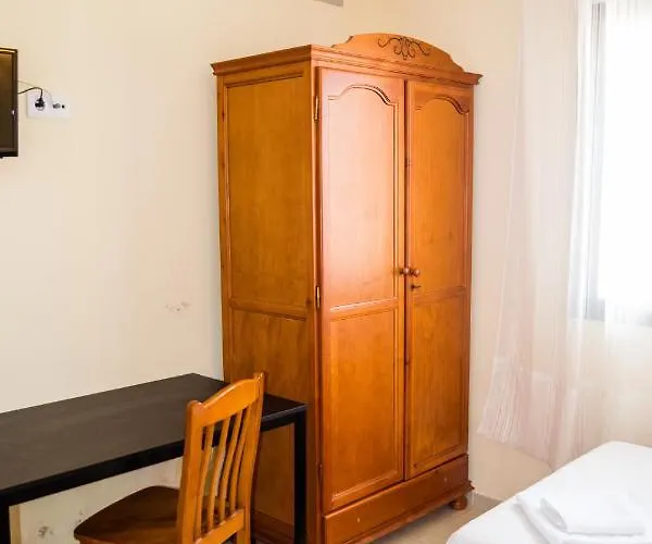 酒店 El Roble Restaurante