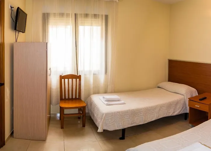 酒店 El Roble Restaurante 2*