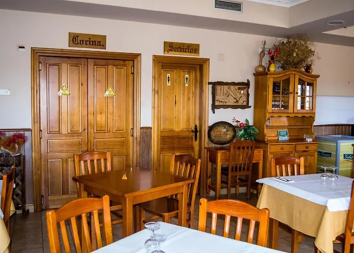 El Roble Restaurante 酒店 2*